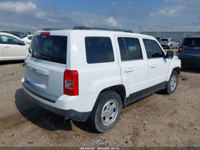 2014 JEEP PATRIOT 1C4NJPBA8ED772974 Photo 3
