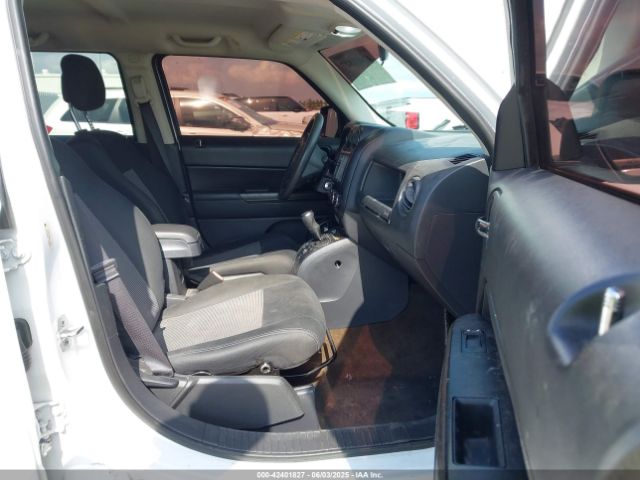 2014 JEEP PATRIOT 1C4NJPBA8ED772974 Photo 4