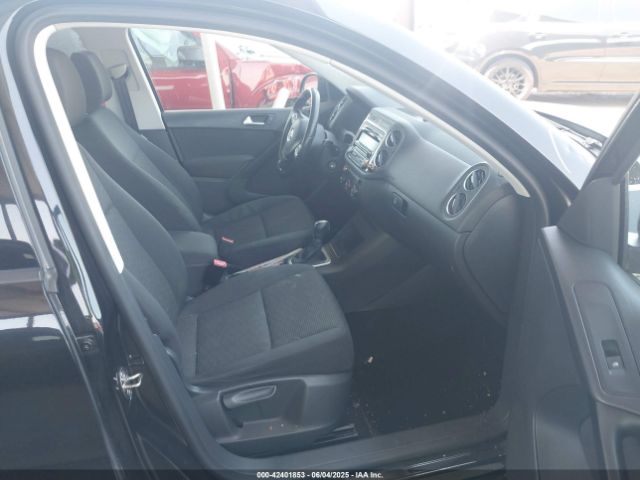 WVGAV3AX9EW625726 Volkswagen 2014
