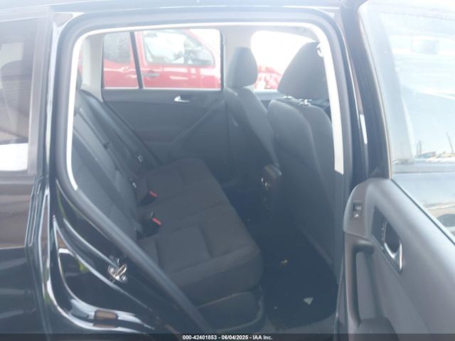 WVGAV3AX9EW625726 Volkswagen 2014