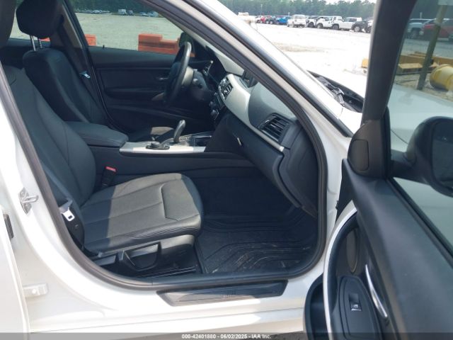 2017 BMW 320I WBA8E1G53HNU13859 Photo 4