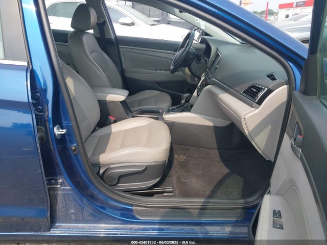 Продаж на аукціоні авто 2017 Hyundai Elantra Limited, vin: 5NPD84LF0HH058822, номер лоту: 42401932