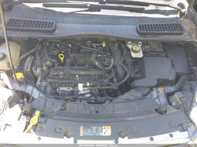 1FMCU9JD5HUD71601 Ford Escape Titanium