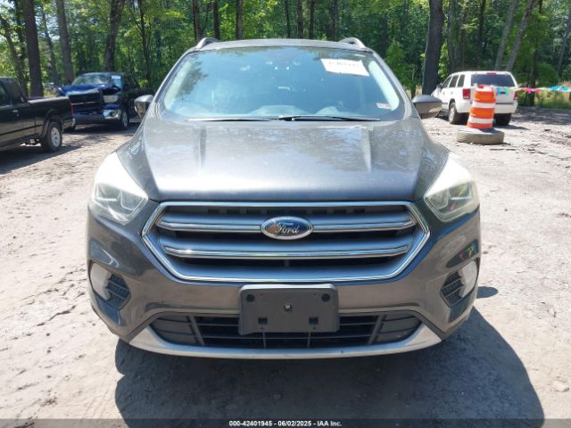 1FMCU9JD5HUD71601 Ford Escape Titanium