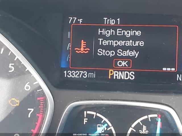 1FMCU9JD5HUD71601 Ford Escape Titanium