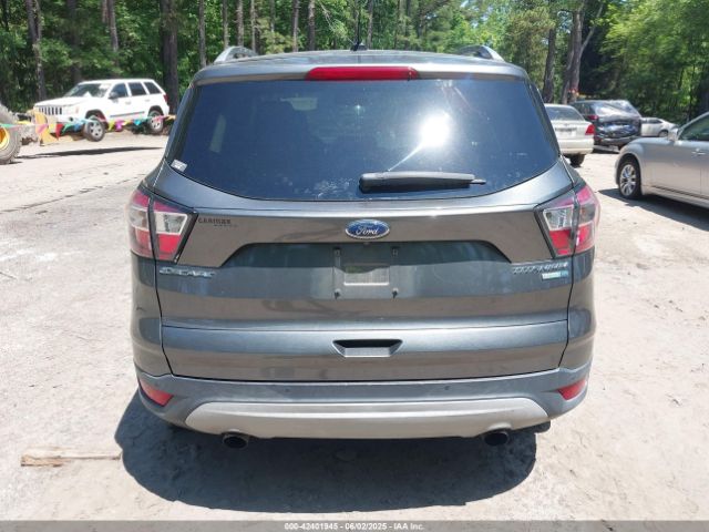1FMCU9JD5HUD71601 Ford Escape Titanium