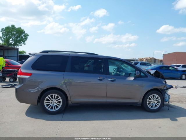 5TDYK3DCXES515112 Toyota Sienna Xle V6 8 Passenger