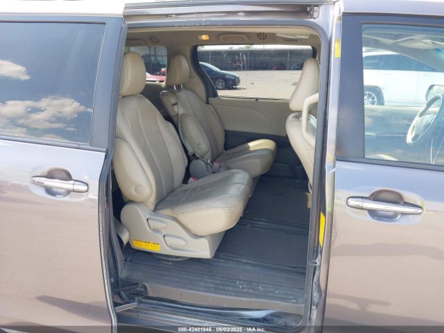 5TDYK3DCXES515112 Toyota Sienna Xle V6 8 Passenger
