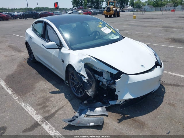 2023 TESLA MODEL 3 5YJ3E1EAXPF645384 Photo 0
