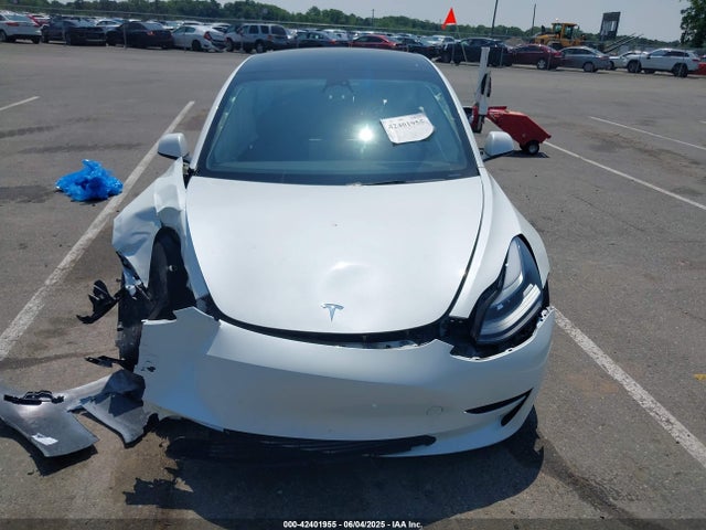 Tesla MODEL 3 2023 5YJ3E1EAXPF645384 Image 12