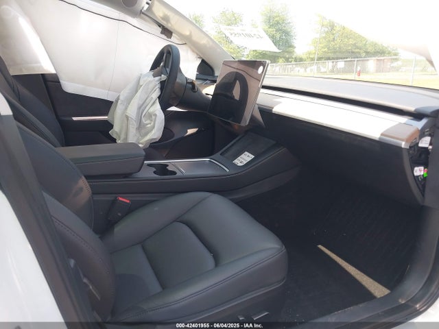 2023 TESLA MODEL 3 5YJ3E1EAXPF645384 Photo 4