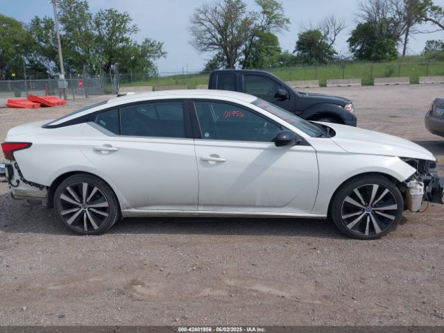1N4BL4CV6NN311611 Nissan 2022