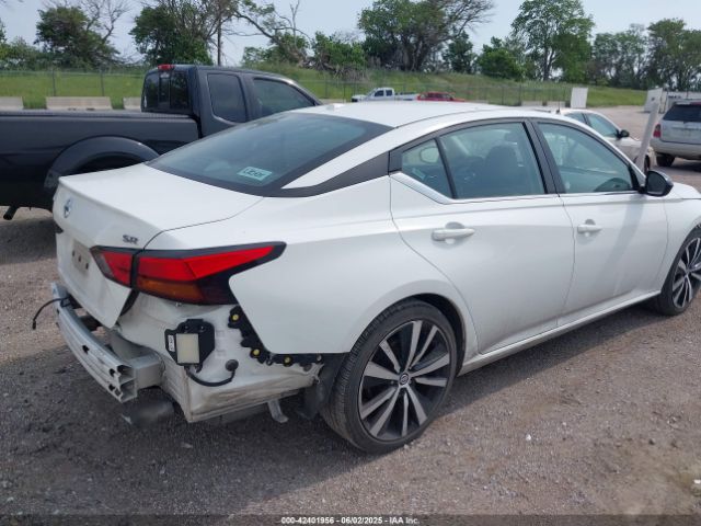 1N4BL4CV6NN311611 Nissan 2022