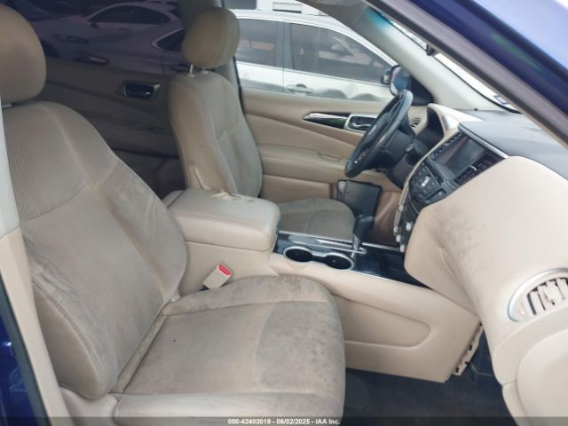 5N1DR2MN1JC629030 Nissan Pathfinder Sv