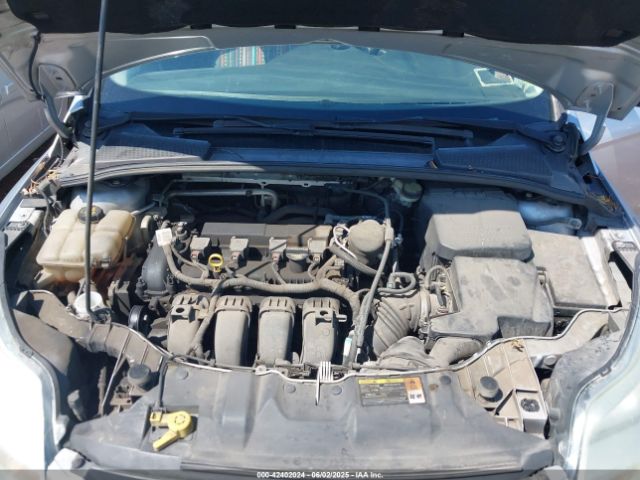 1FADP3F27EL261192 Ford FOCUS SE