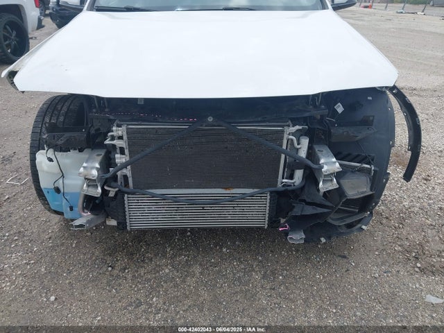 WBXYJ3C36JEB37994 BMW X2
