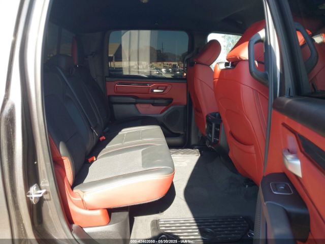 1C6SRFLT4NN177112 RAM 1500 Rebel  4x4 5'7 Box