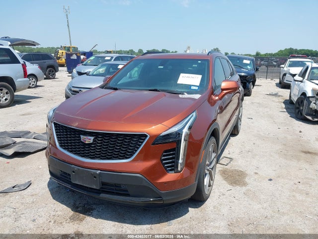 2019 CADILLAC XT4 1GYFZER4XKF103522 Photo 1