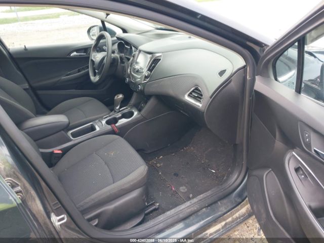 2017 CHEVROLET CRUZE 1G1BE5SM1H7159967 Photo 4