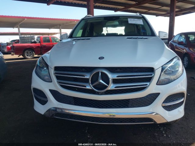 4JGDA5HB1HA899499 Mercedes-Benz m276