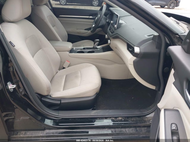 Nissan 2022 2022 1N4BL4DW1NN321387 Image 5