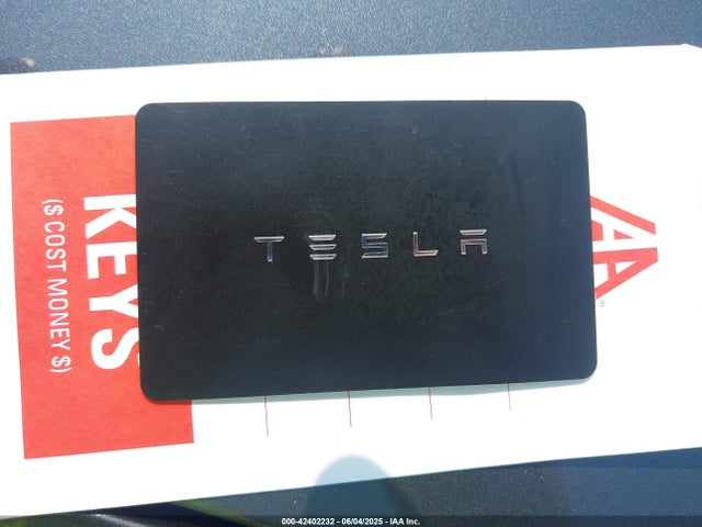 2023 TESLA MODEL Y 7SAYGDEF6PF872801 Photo 10