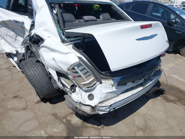 Chrysler 2014 2014 2C3CCAET8EH169767 Image 6