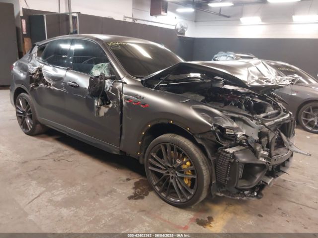 2022 MASERATI LEVANTE ZN661ZUT4NX387004