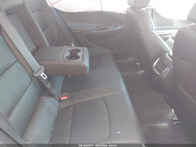 1G1ZE5ST9HF206660 Chevrolet MALIBU 1LT