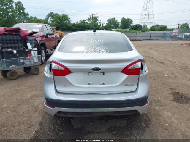 3FADP4BJ9GM157565 Ford FIESTA SE