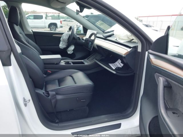 2023 TESLA MODEL Y 7SAYGAEE3PF850437 Photo 4