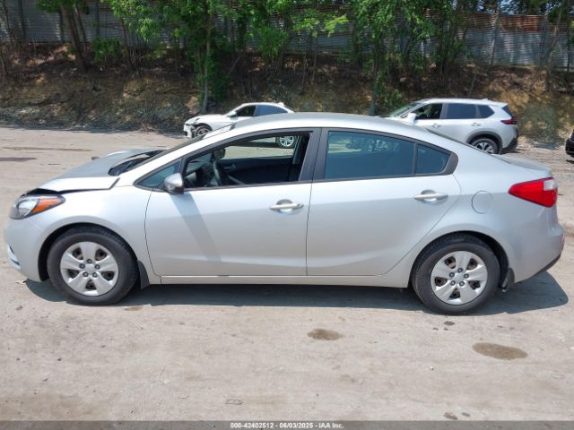 KNAFX4A63F5374935 KIA FORTE LX