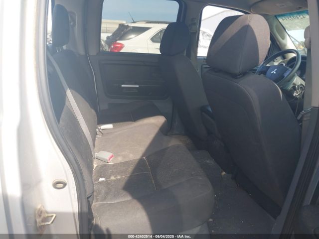 2006 MITSUBISHI RAIDER 1Z7HC28K56S574445 Photo 7