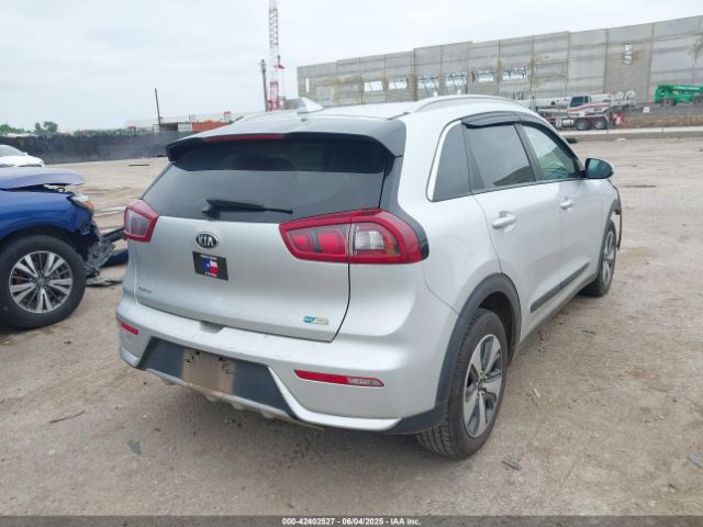 2017 KIA NIRO KNDCC3LCXH5072270 Photo 3