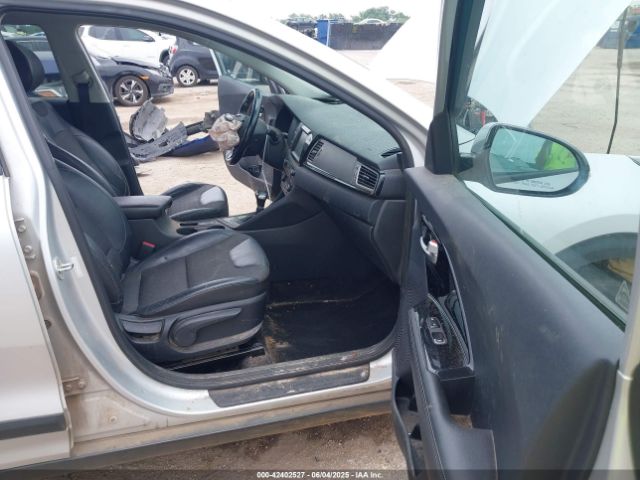 2017 KIA NIRO KNDCC3LCXH5072270 Photo 4