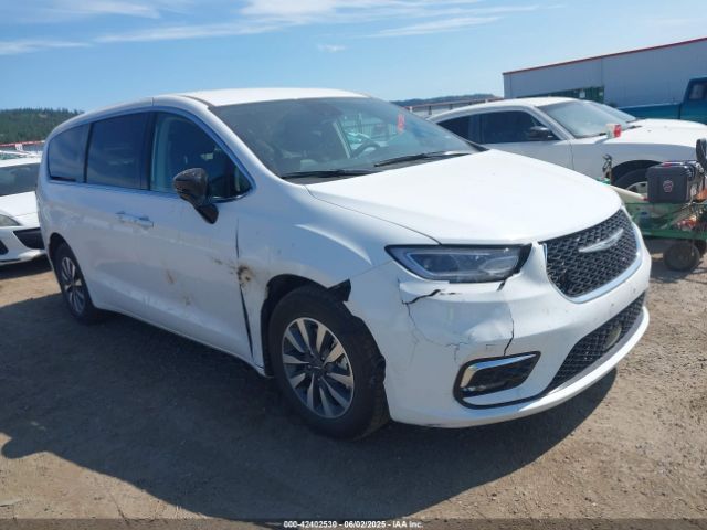2024 CHRYSLER PACIFICA HYBRID 2C4RC1S71RR174452