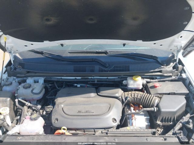 2024 CHRYSLER PACIFICA HYBRID 2C4RC1S71RR174452 Photo 9