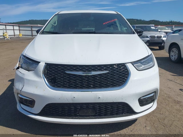 Chrysler Pacifica Hybrid Select 2024 2C4RC1S71RR174452 Image 12