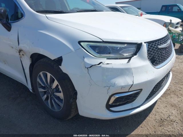 2024 CHRYSLER PACIFICA HYBRID 2C4RC1S71RR174452 Photo 5