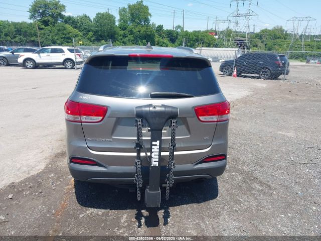 5XYPGDA52GG044582 KIA Sorento 3.3l Lx