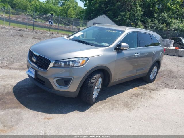 5XYPGDA52GG044582 KIA Sorento 3.3l Lx