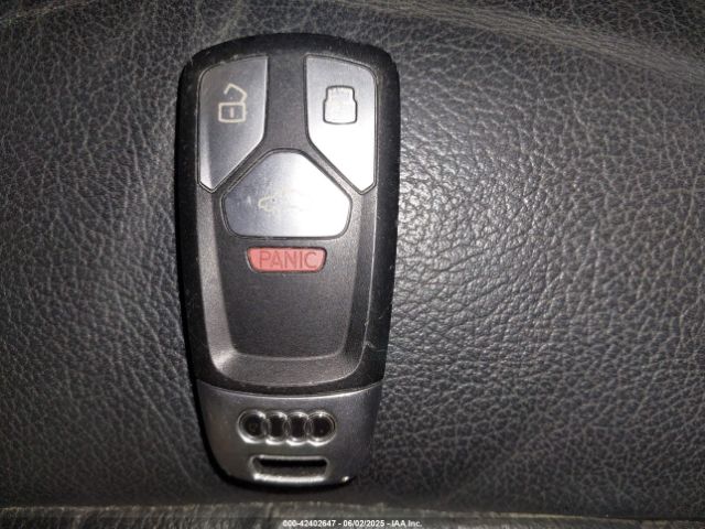 WA1ANAFY5J2177717 Audi Q5 2.0t Premium/2.0t Tech Premium