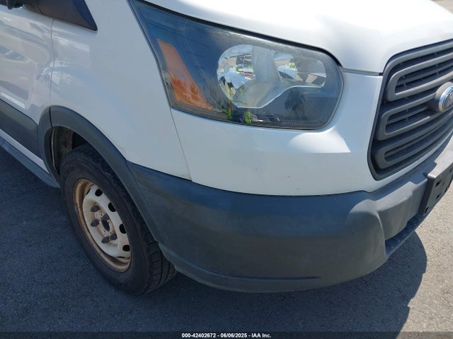 1FTYE1YM5GKB35426 Ford 2016