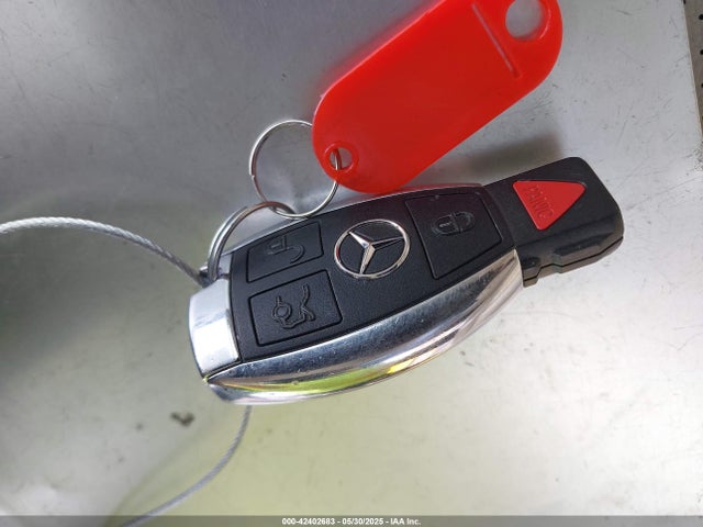 WDDWF4KB0GR144738 Mercedes-Benz C 300 4matic/luxury 4matic/sport 4matic