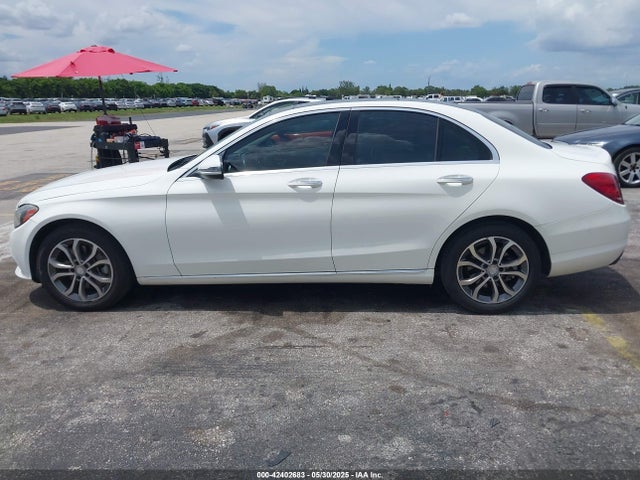 WDDWF4KB0GR144738 Mercedes-Benz C 300 4matic/luxury 4matic/sport 4matic
