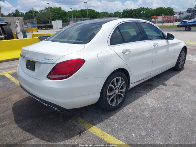WDDWF4KB0GR144738 Mercedes-Benz C 300 4matic/luxury 4matic/sport 4matic