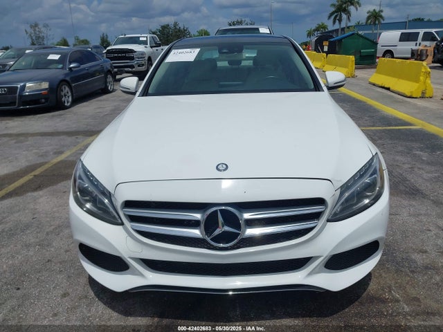 WDDWF4KB0GR144738 Mercedes-Benz C 300 4matic/luxury 4matic/sport 4matic