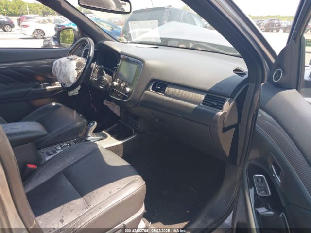 2020 MITSUBISHI OUTLANDER PHEV JA4J24A50LZ008920 Photo 4