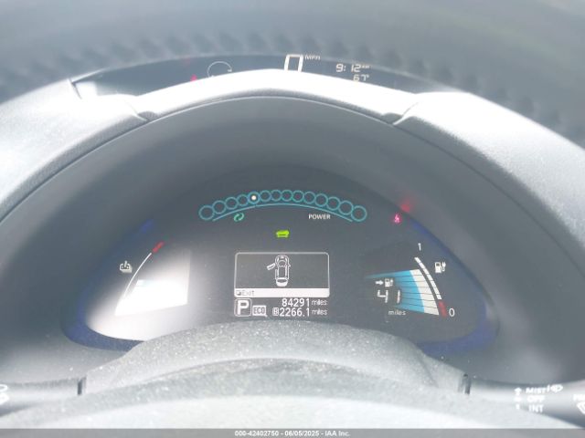 1N4AZ0CP8FC300885 Nissan Leaf