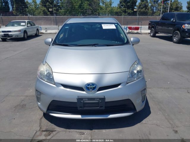 JTDKN3DU0F0415952 Toyota Prius Two